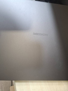 Ноутбук Medion E17201