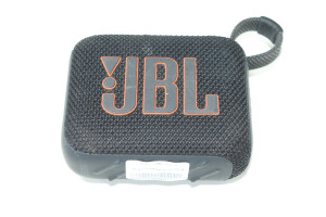 Портативна акустика JBL GO4
