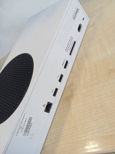 Ігрова консоль Microsoft Xbox Series S 1TB