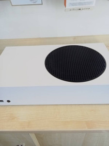 Ігрова консоль Microsoft Xbox Series S 1TB