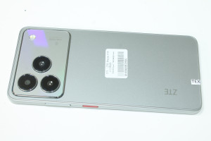 Мобильный телефон ZTE Blade A76 4/128GB