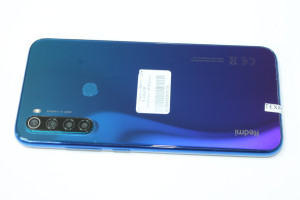 Мобільний телефон Xiaomi Redmi Note 8 4/64GB