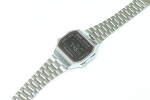 Часы электронные Casio A168WE