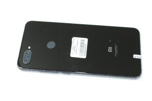 Мобільний телефон Xiaomi Mi 8 Lite 4/64GB