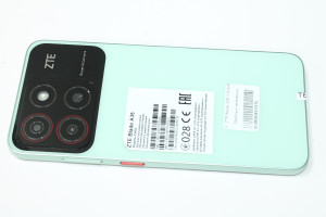 Мобільний телефон ZTE Blade A35 2/64GB