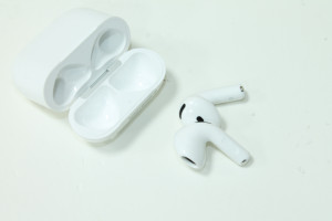 Bluetooth гарнитура AirPods 4 A3058 A3053 A3050