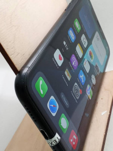 Мобільний телефон iPhone Xr 128GB