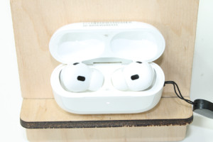 Bluetooth гарнітура Apple AirPods Pro 2nd generation A2700 (A2698, A2699)