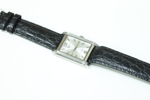 Часы кварцевые Casio MTP-1235