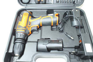 Шуруповерт акумуляторний Tekhmann TCD-12/2 BS Kit+АКБ(2)+ЗУ