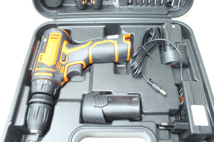 Шуруповерт акумуляторний Tekhmann TCD-12/2 BS Kit+АКБ(2)+ЗУ