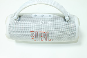 Портативна акустика JBL Charge 6