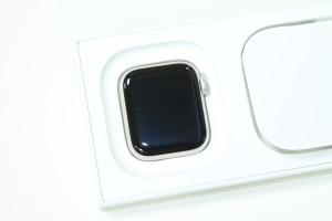 Смарт часы Apple Watch SE3 40mm A3324