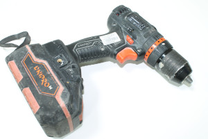 Шуруповерт аккумуляторный Dnipro-M CD-201HBC+BP-240