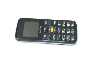 Мобильный телефон Nomi i1820