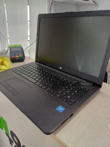 Ноутбук HP 15-RA047UR