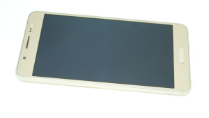 Мобільний телефон Samsung J510 Galaxy J5 2016