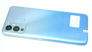 Мобільний телефон Infinix HOT 12 Play NFC 4/64GB