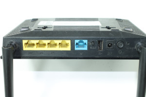 Wi Fi роутер Asus RT-AC750