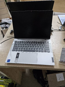 Ноутбук LENOVO Idea Pad Slim 5 14IRL8