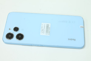 Мобильный телефон Xiaomi Redmi 12 8/128