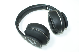 Bluetooth гарнитура Konix All Blacks Haka Go