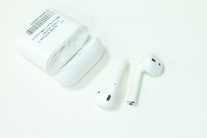 Bluetooth гарнітура Apple AirPods 2 (A1602)