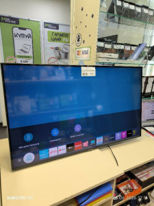 Телевізор SAMSUNG UE43AU7100UXUA