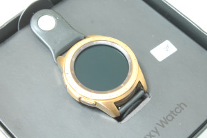 Смарт годинник Samsung SM-R810 Galaxy Watch 42mm