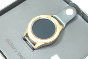 Смарт годинник Samsung SM-R810 Galaxy Watch 42mm