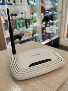 Wi-Fi роутер TP-Link TL-WR740N