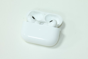 Bluetooth гарнітура Apple AirPods Pro 2nd generation A2968 (A3047, A3048)