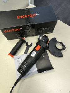Болгарка Dnipro-M GS-120S