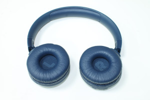 Bluetooth гарнитура JBL TUNE 520BT