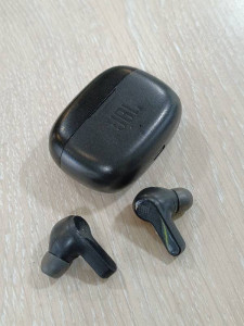 Bluetooth гарнітура JBL WAVE 200 TWS