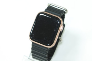 Смарт годинник Apple Watch SE 40mm