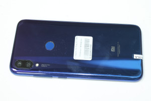 Мобільний телефон Xiaomi Mi Play 6/128GB