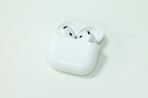 Bluetooth гарнітура Apple AirPods 4 (A3053, A3050, A3058)
