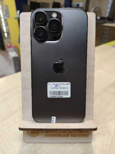 Мобільний телефон iPhone 13 Pro 256GB