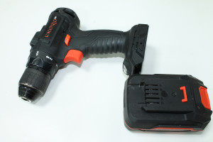 Шуруповерт акумуляторний Dnipro-M CD-200BC ULTRA + BP-240 + FC-230