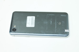Мобільний телефон LG M700A Q6 3/32GB