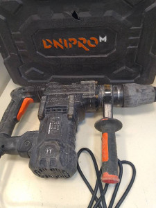 Перфоратор Dnipro-M BH-30