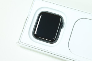 Смарт годинник Apple Watch SE 2 44mm