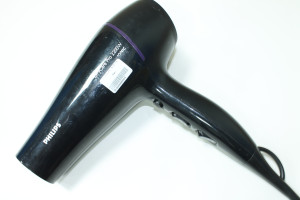 Фен Philips BHD176