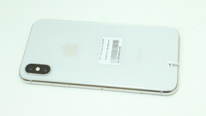 Мобильный телефон iPhone XS 64GB