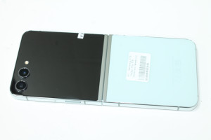 Мобільний телефон Samsung F731 Galaxy Flip 5 8/256GB