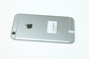 Мобильный телефон iPhone 6S 64Gb