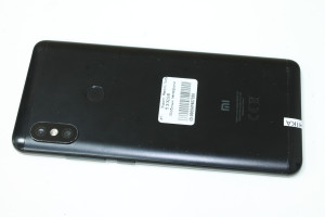 Мобильный телефон Xiaomi Redmi Note 5 3/32GB
