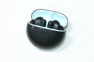 Bluetooth гарнитура Oppo Enco Buds 2