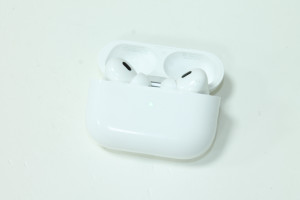 Bluetooth гарнитура Apple AirPods Pro 2nd generation A2968 (A3047, A3048)